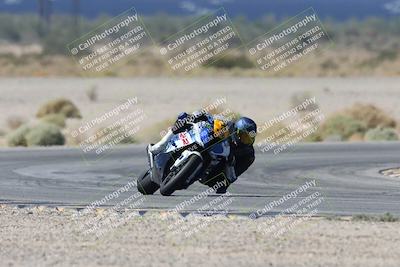 media/Oct-05-2025-CVMA (Sun) [[beeef4f201]]/Race 5-Amateur Supersport Open (Holeshot)/